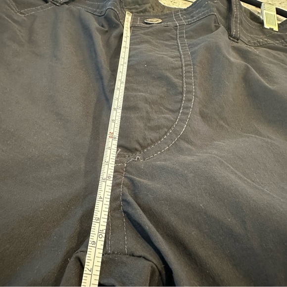 Kuhl Black Cargo Pants with Elastic Detail‎ - Picture 5 of 7